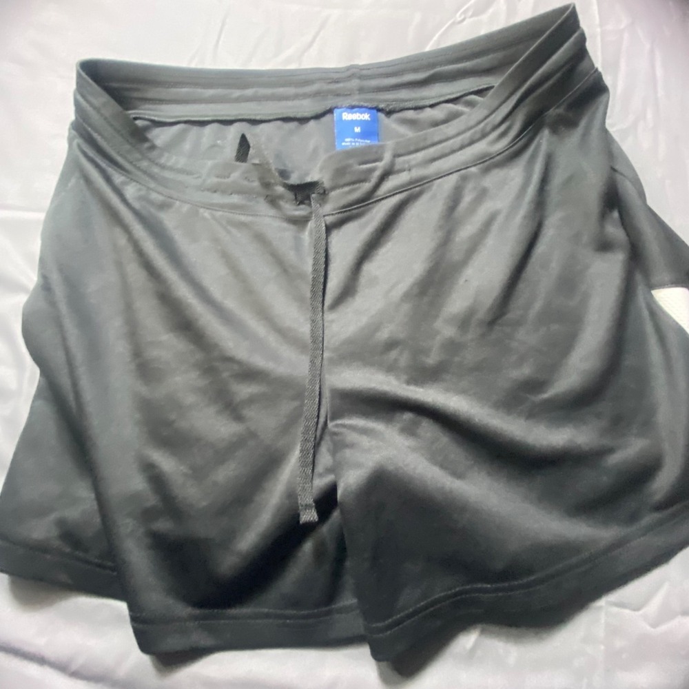 Reebok Women's Athletic Training Shorts Size Medium Black Drawstring Performance